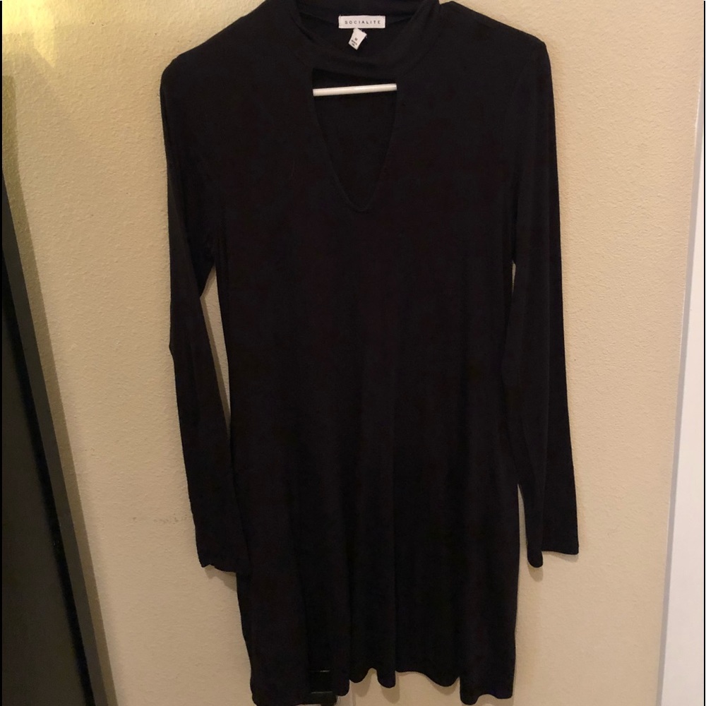 Social Lite Medium Black Dress!